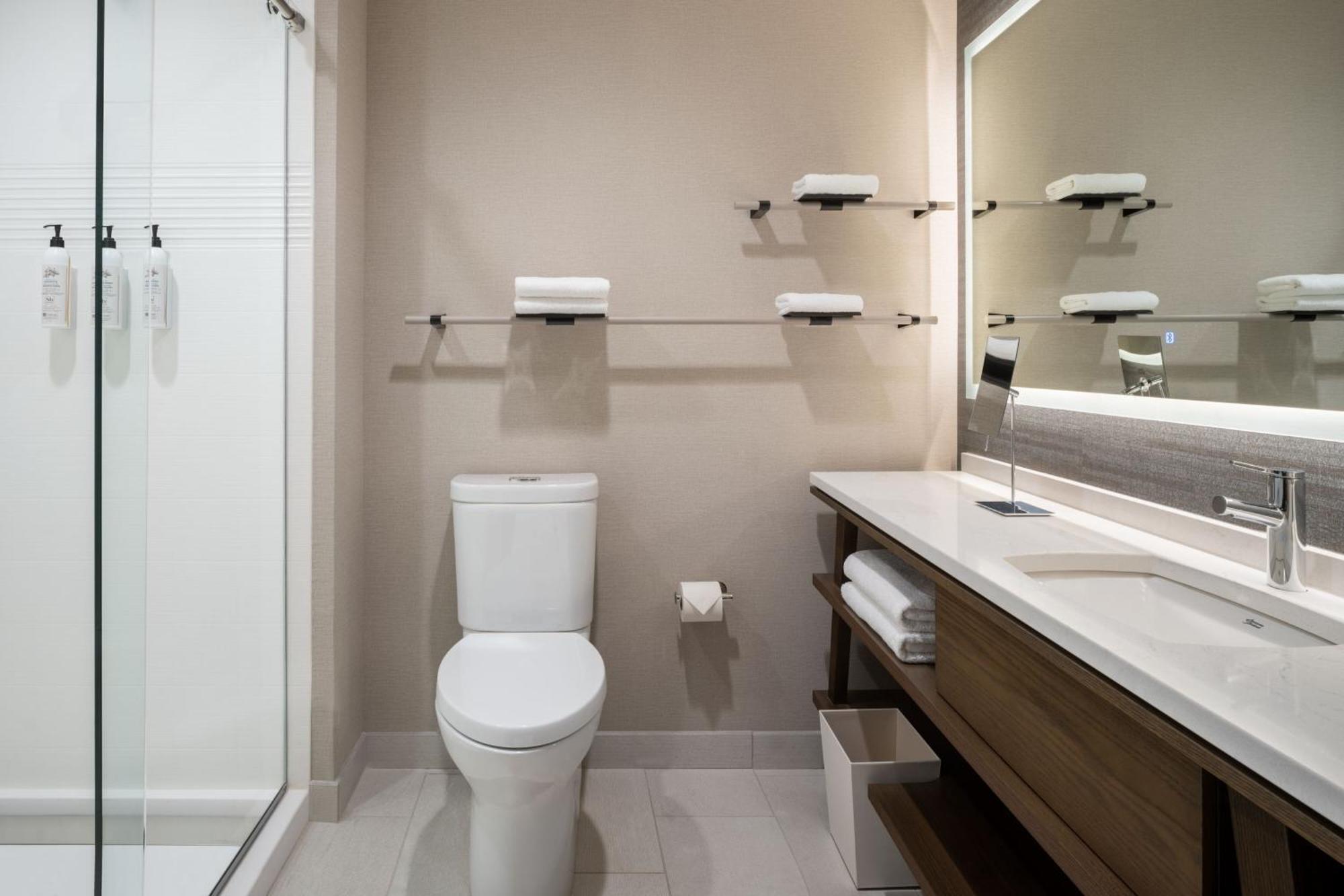Delta Hotels By Marriott Wichita Falls Convention Center Εξωτερικό φωτογραφία